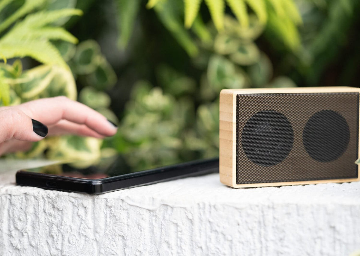Altavoz Carga Solar